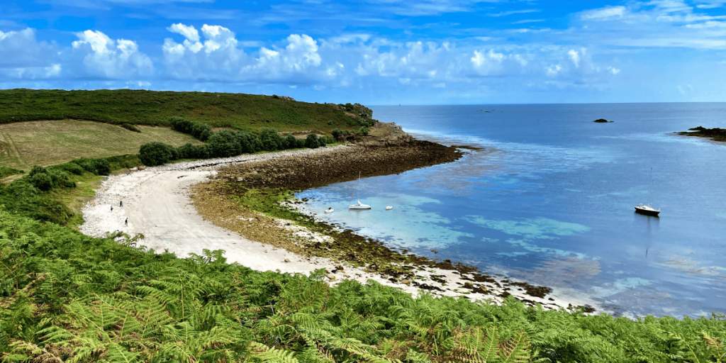 holidays to the isles of scilly
